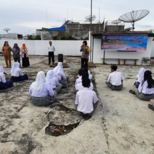 Police Go To School di SMA dan SMP Erlangga, Kasat Binmas Polres Siantar Sampaikan Kunci Kesuksesan