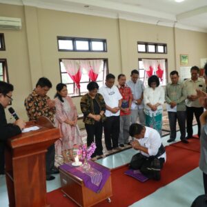 Ephorus dan Pendeta GKPS Doakan Radiapoh Hasiholan Sinaga Untuk Meneruskan Pembangunan di Simalungun